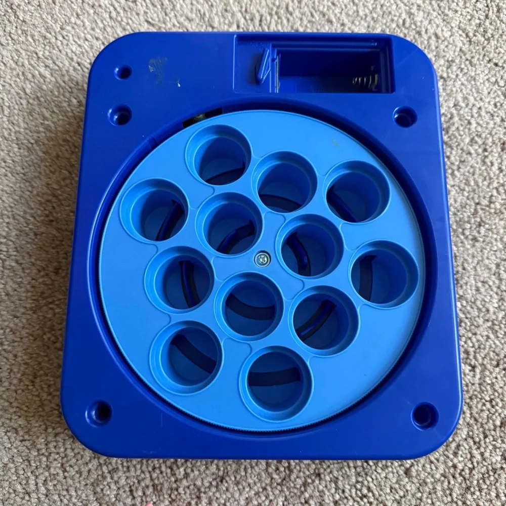 Vintage 1985 Colorful Fishing Game Set